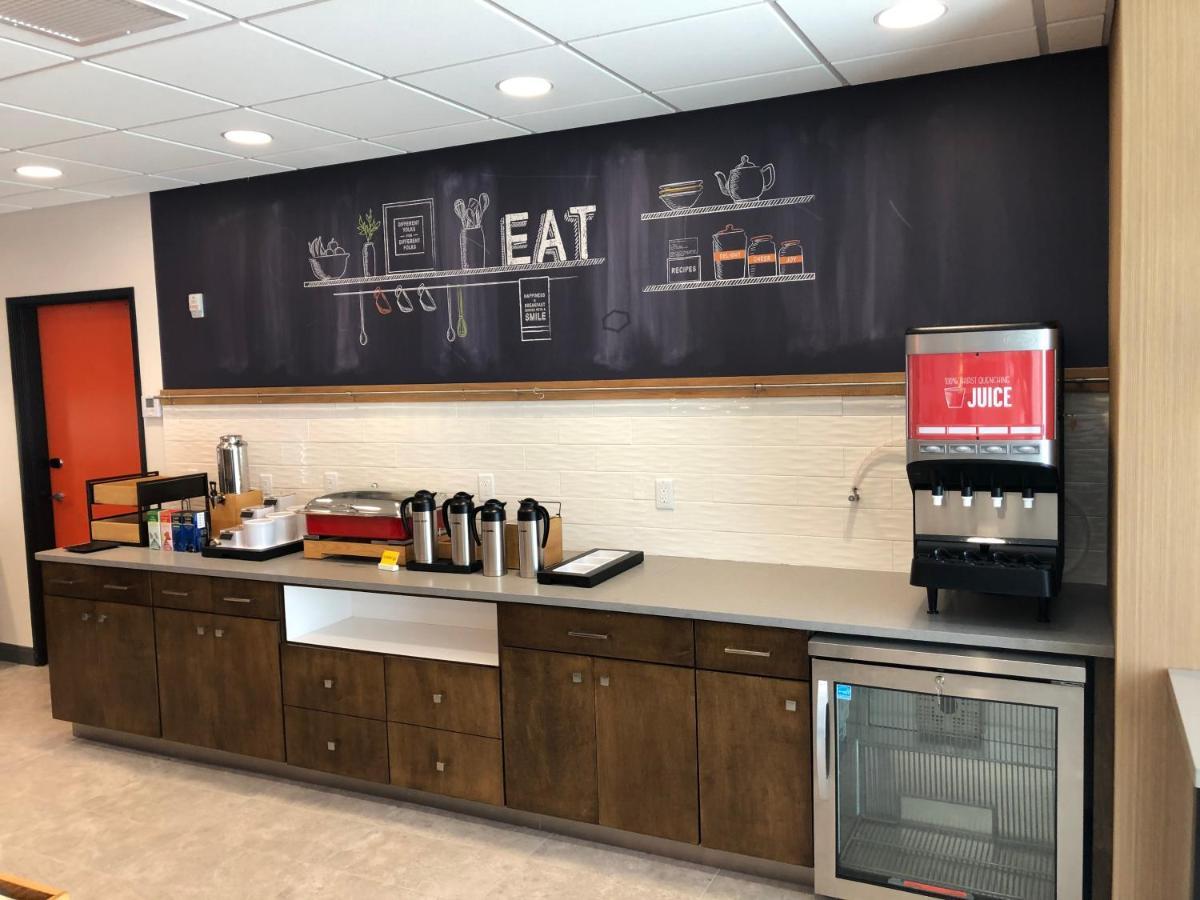Hampton Inn & Suites Pekin Buitenkant foto
